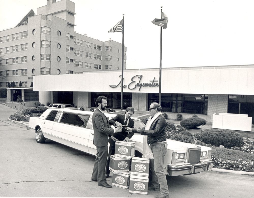 Edgewater, 1988